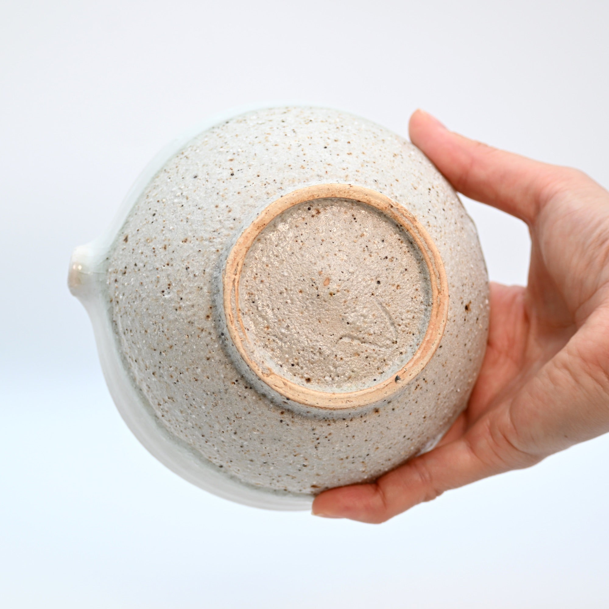 Katakuchi Matcha Bowl – White Pebble